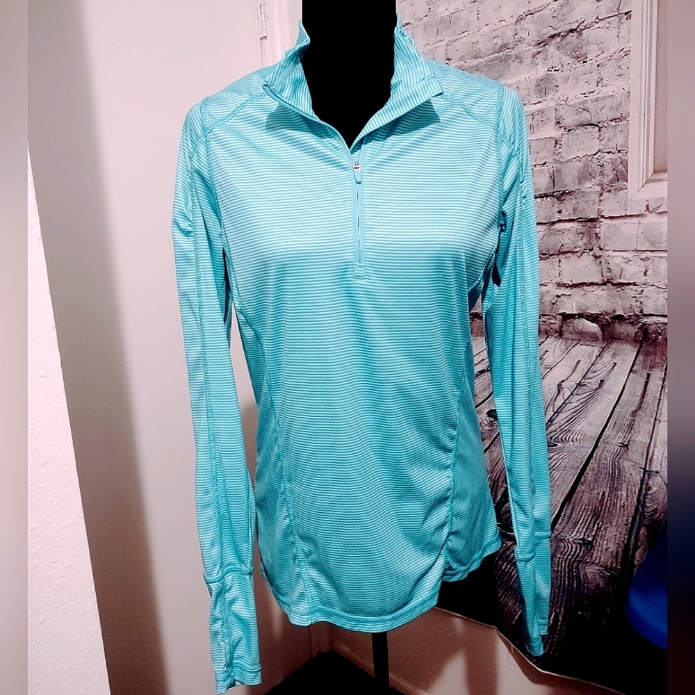 DANSKIN SEMI FITTED TURQUOISE AND WHITE PINSTRIPE ATHLETIC TOP WOMEN'S SIZE L